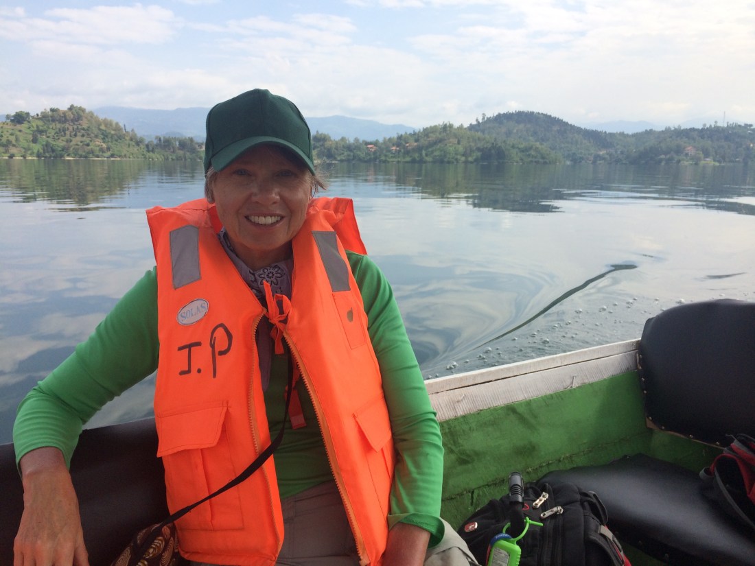 5B26A860-2B94-4ECA-A4F0-0812E91880C4